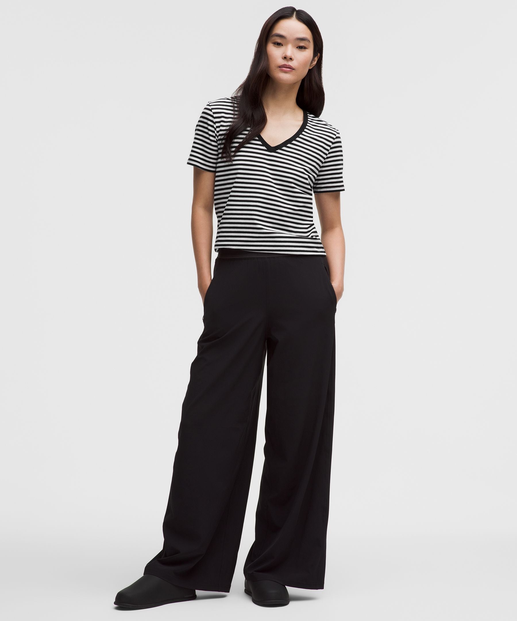 Lululemon Love V-Neck T-Shirt Narrow Bold Stripe Black White