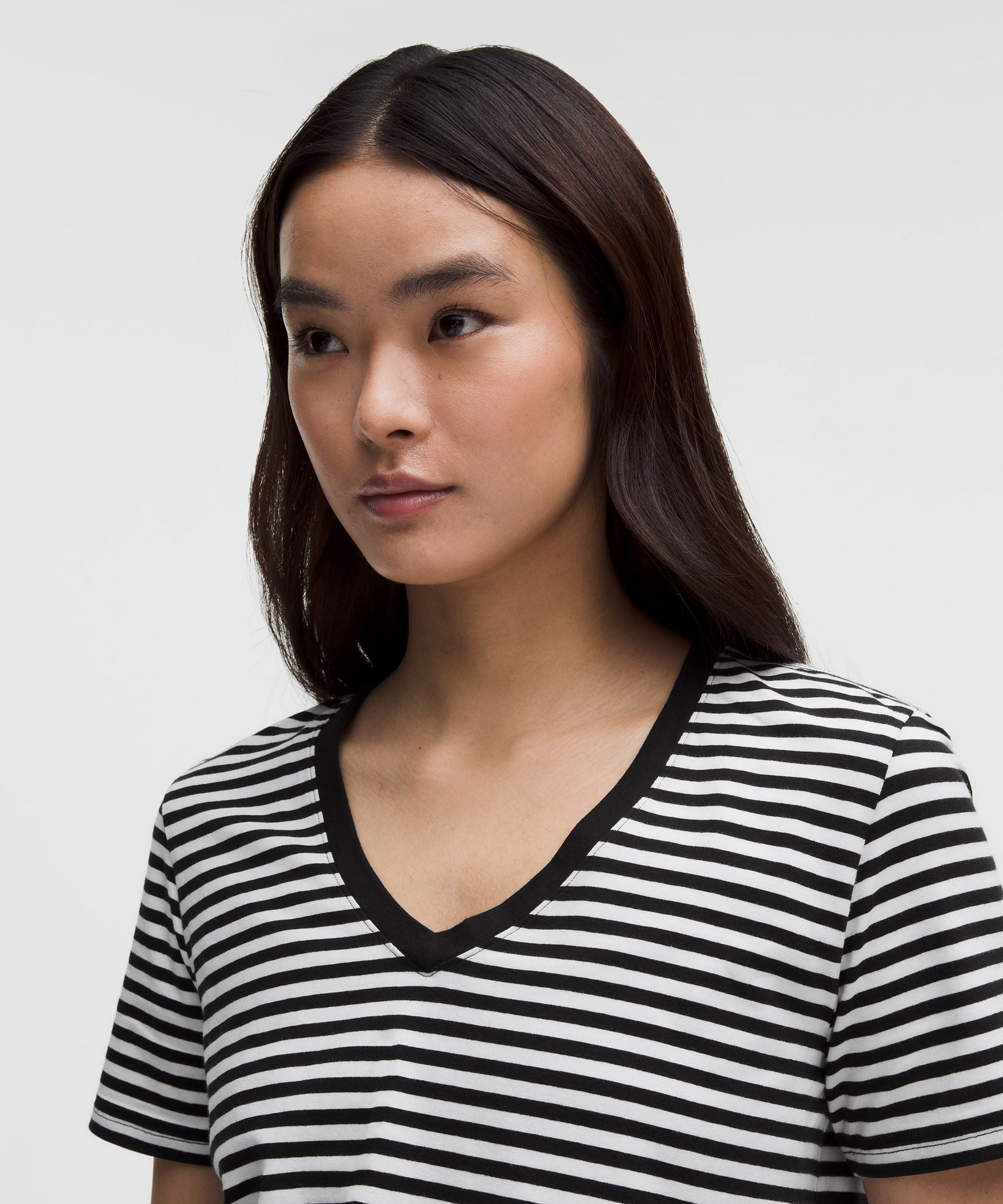 Lululemon Love V-Neck T-Shirt Narrow Bold Stripe Black White