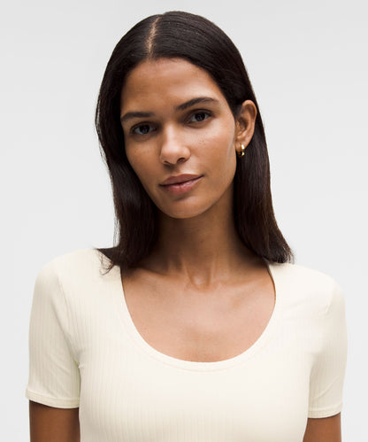 Lululemon Women's Wundermost Ultra-Soft Ribbed Nulu Scoop-Neck Shirt