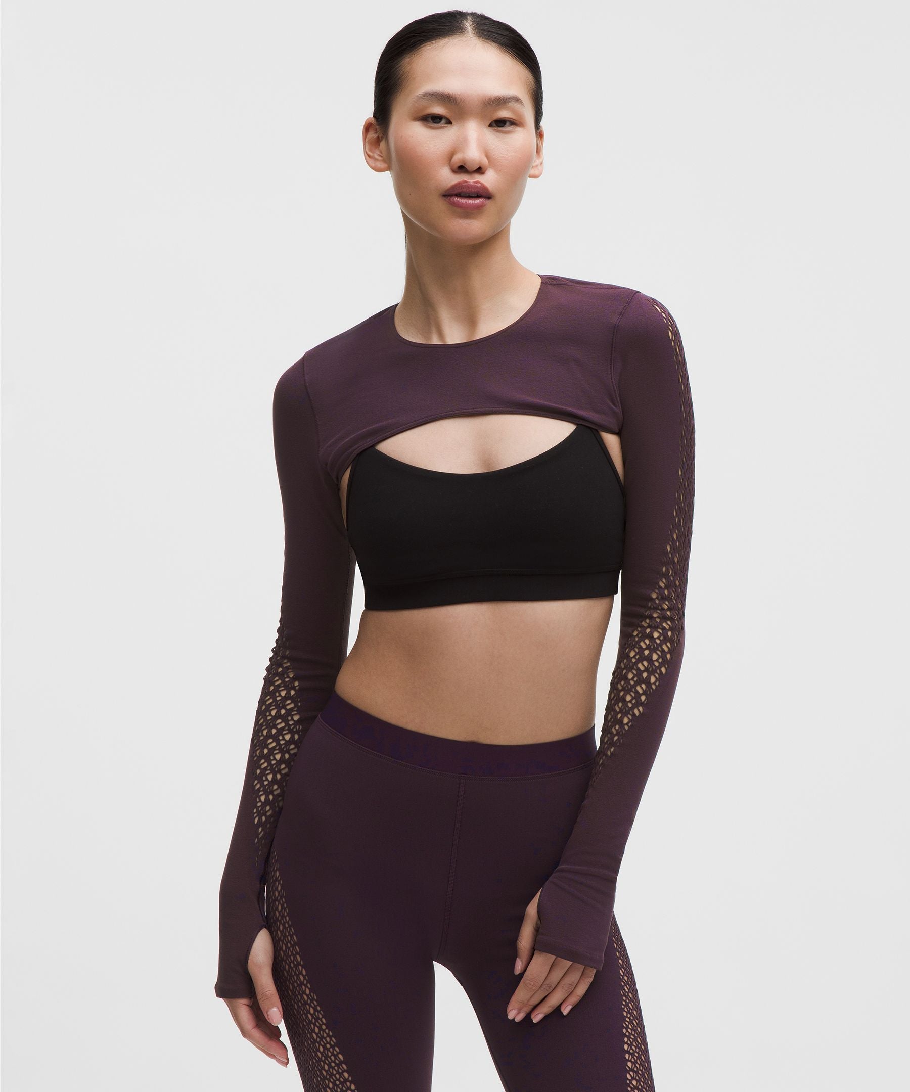 #color_black-plum