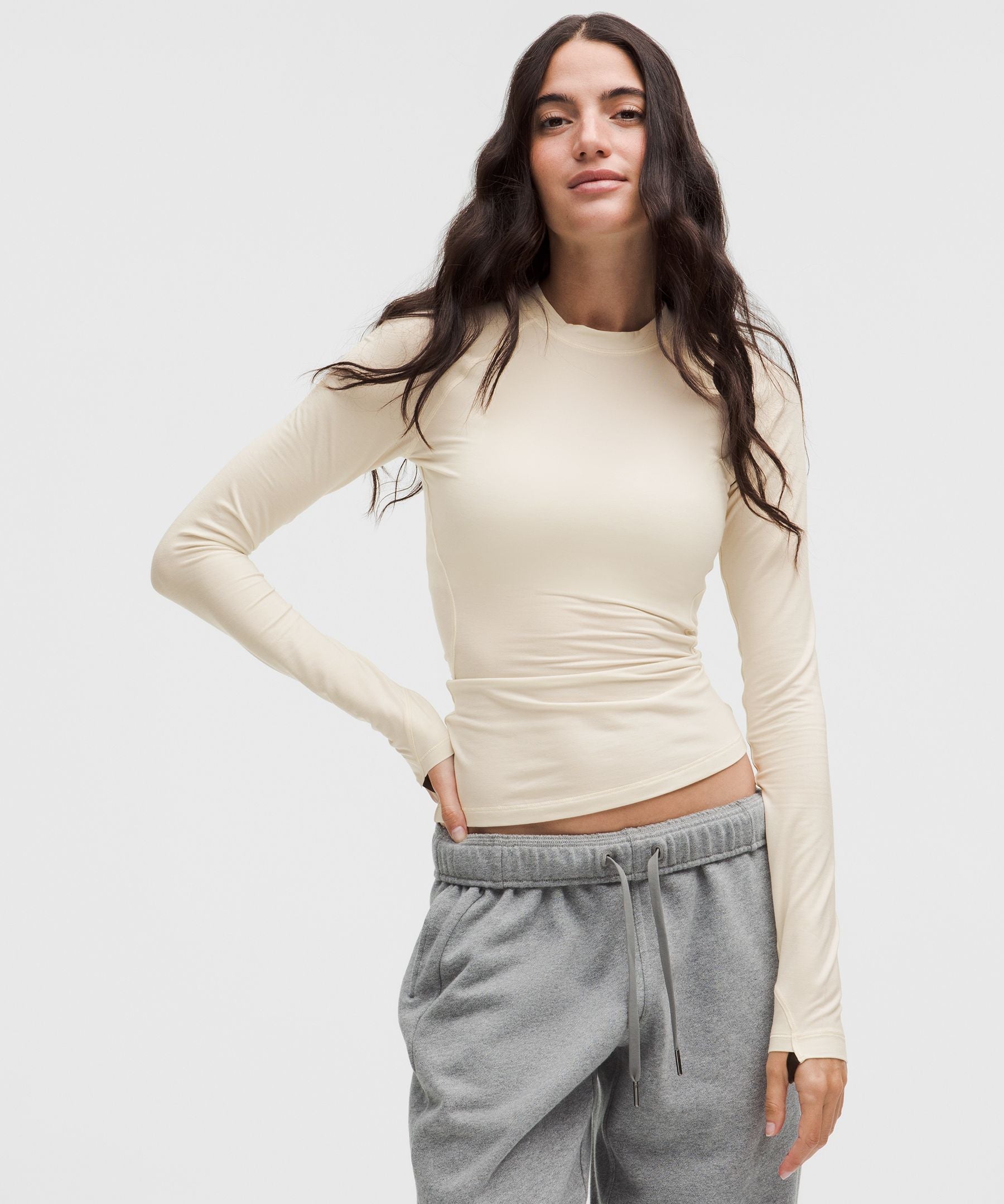 #color_light-ivory/black