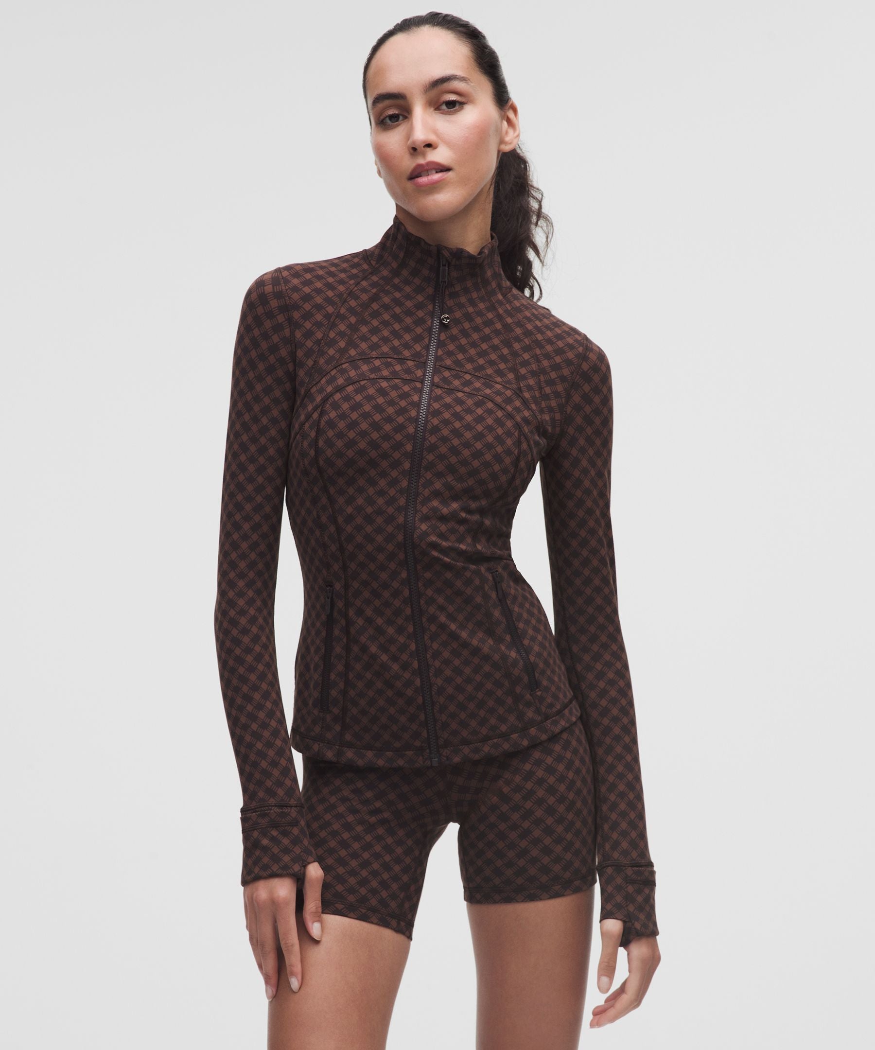 #color_square-heart-jacquard-java-sequoia