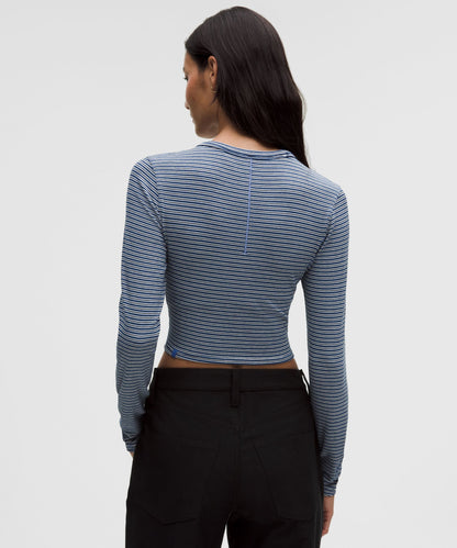 Lululemon Women's Hold Tight Straight-Hem Cropped Long-Sleeve Shirt