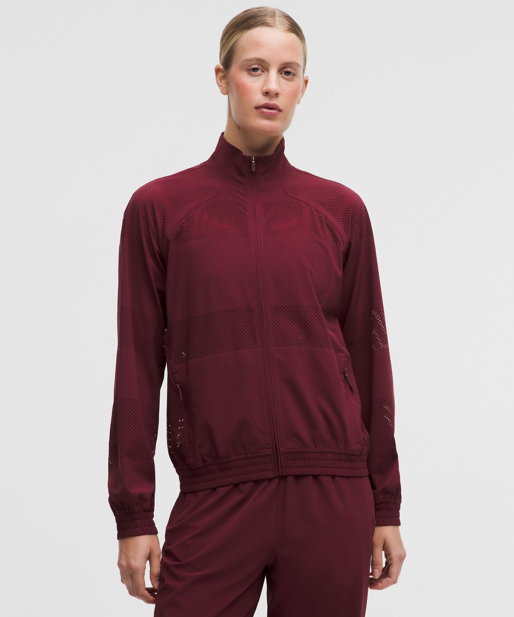 #color_burgundy-bay