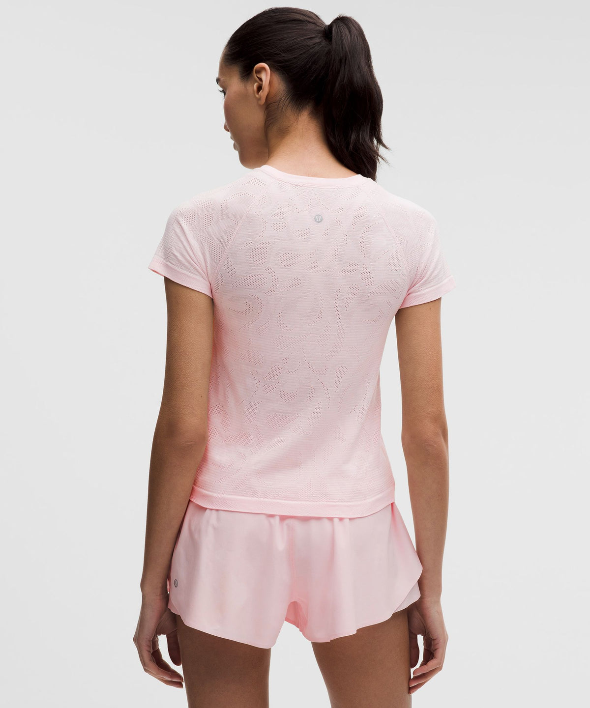 Lululemon Women's Swiftly Tech Short-Sleeve Shirt 2.0 Waist Length *Paisley