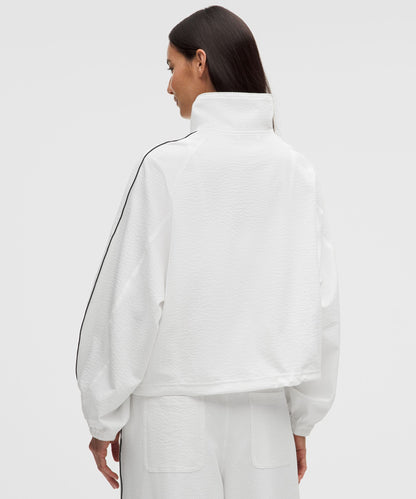 Lululemon Seersucker WovenAir Funnel-Neck Half Zip