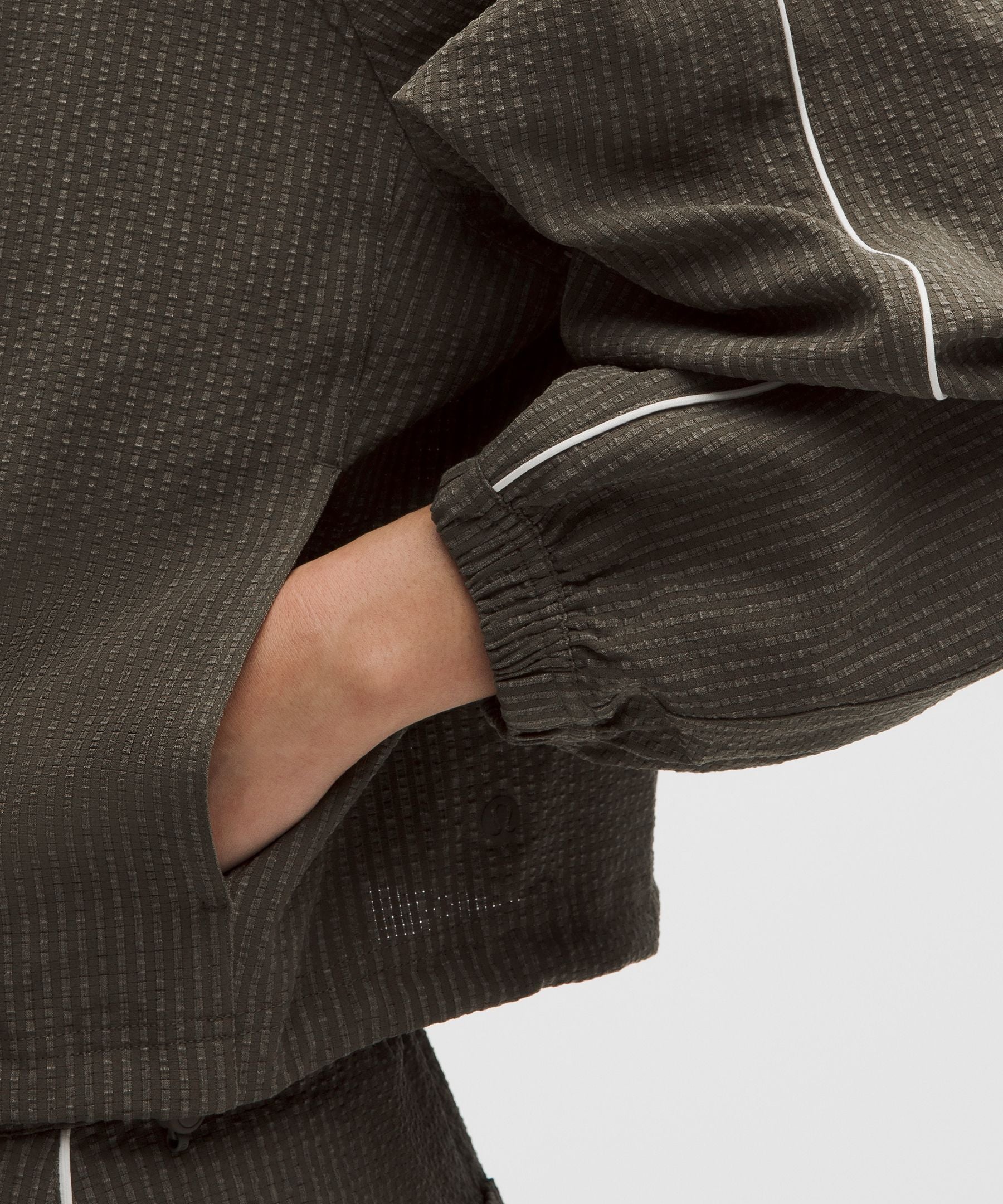 Lululemon Seersucker WovenAir Funnel-Neck Half Zip