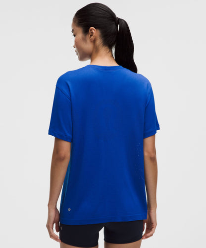 Lululemon Women's Swiftly Relaxed Short-Sleeve Shirt Hip Length *Logo