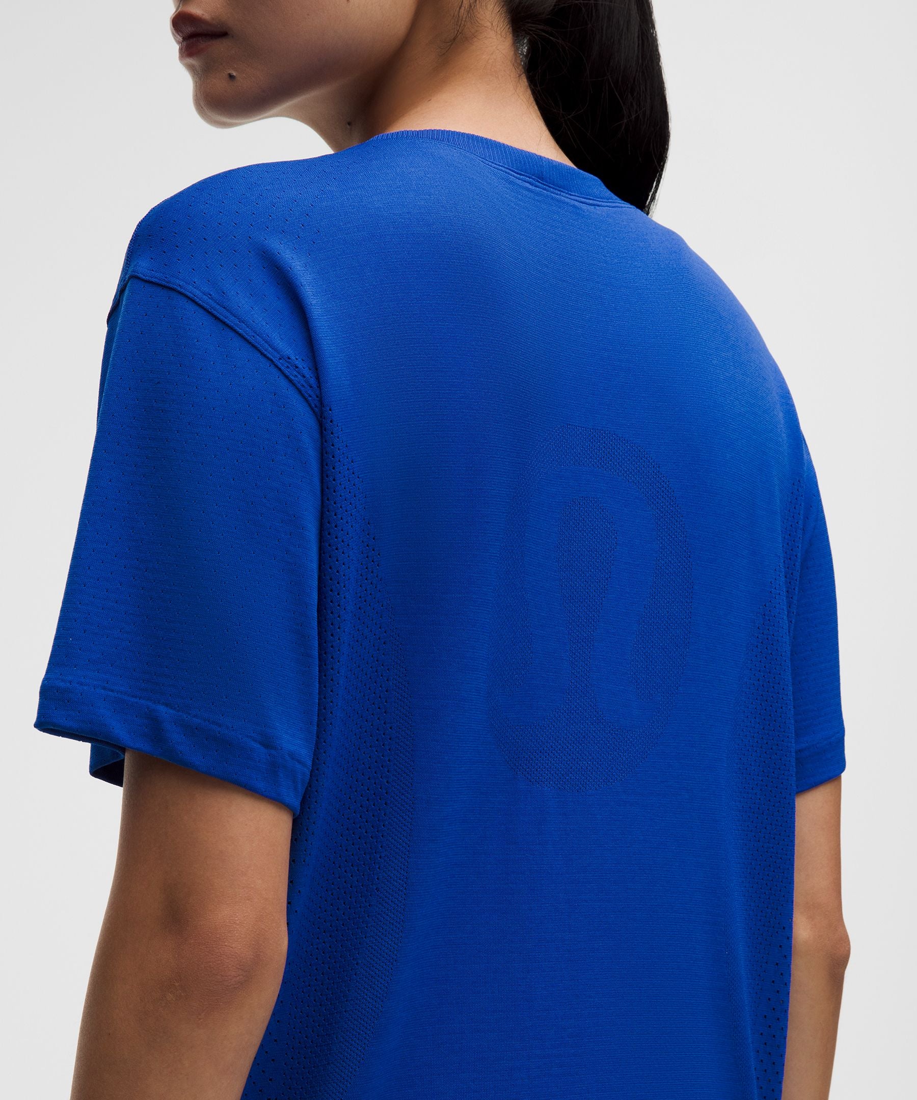 Lululemon Women's Swiftly Relaxed Short-Sleeve Shirt Hip Length *Logo