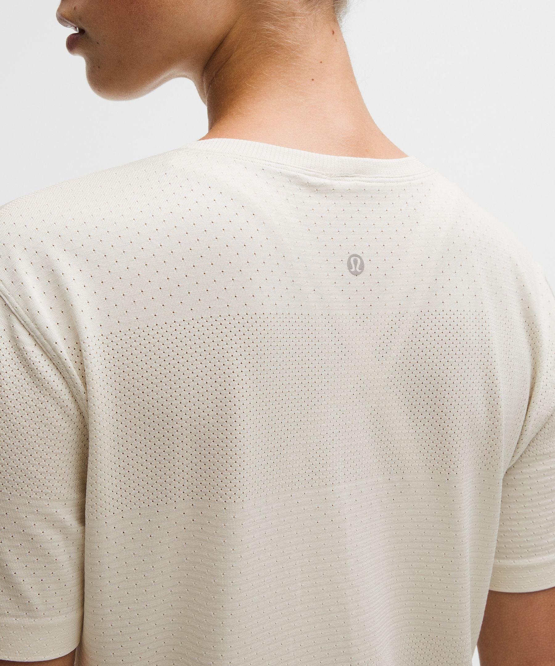 Lululemon Women's Swiftly Perforated Stripe Short-Sleeve Shirt