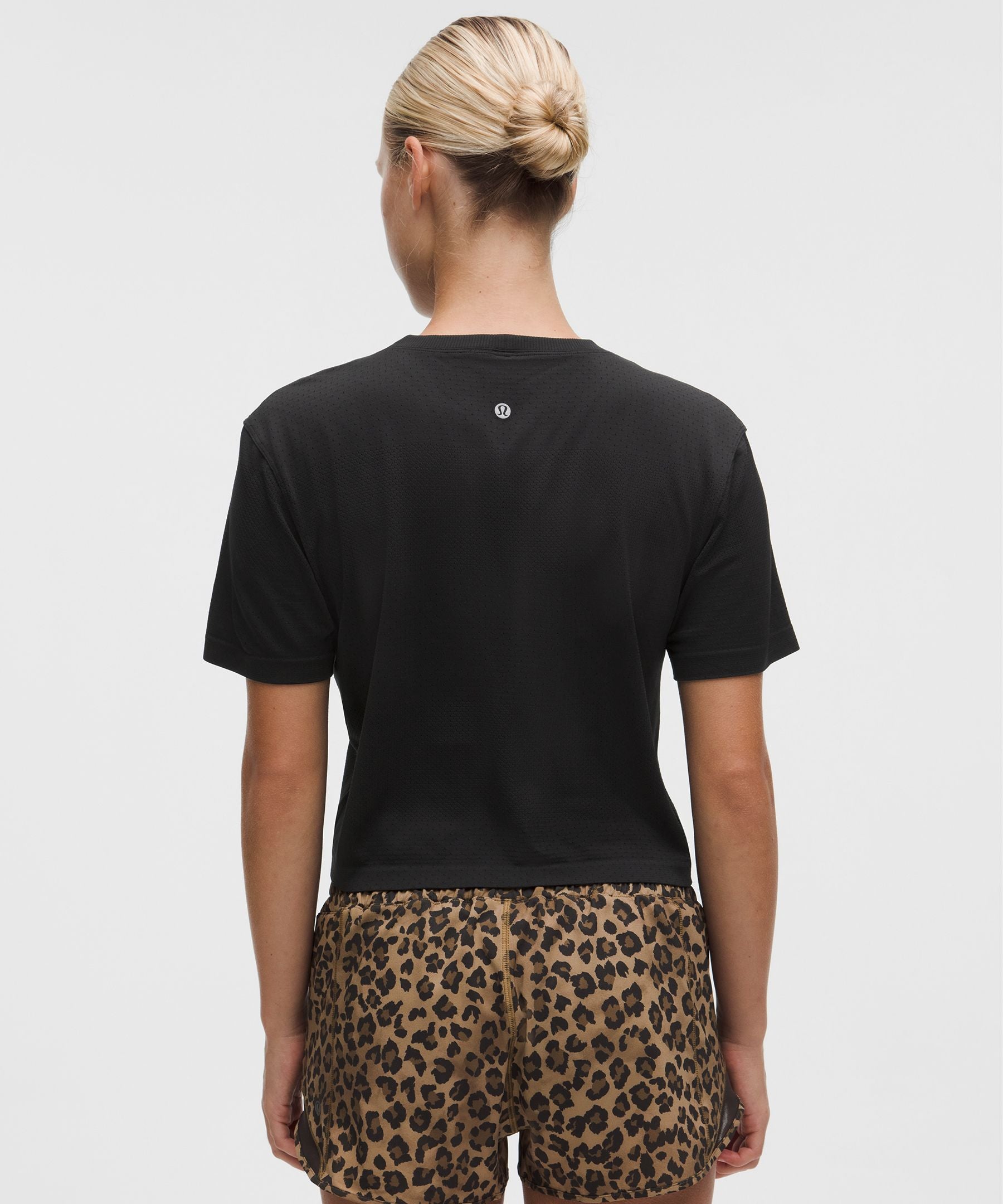 Lululemon Women's Swiftly Perforated Stripe Short-Sleeve Shirt