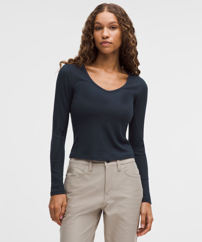 Lululemon Women's Hold Tight Micro-Rib V-Neck Long-Sleeve Shirt