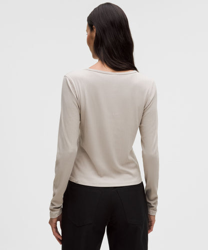 Lululemon Women's Hold Tight Micro-Rib V-Neck Long-Sleeve Shirt
