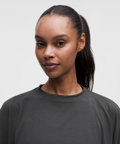 Lululemon Women's EasySet Relaxed-Fit Cropped Long-Sleeve Shirt