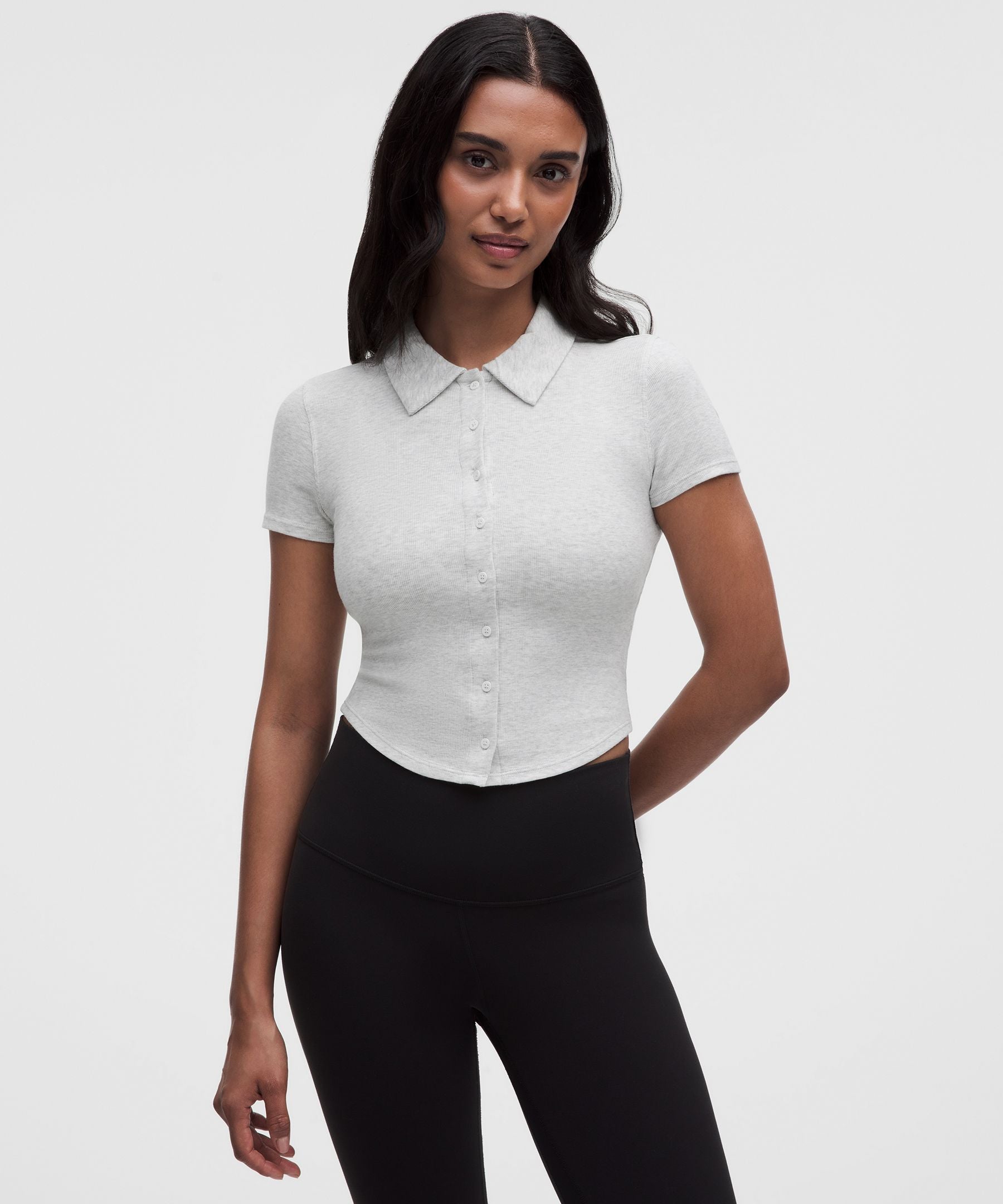 Lululemon Women's Button-Up Collared Short-Sleeve Shirt