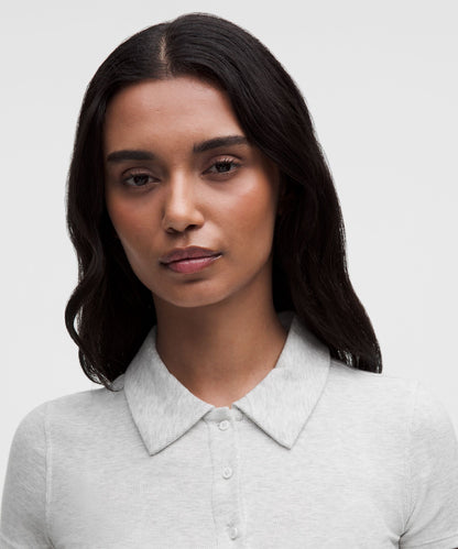 Lululemon Women's Button-Up Collared Short-Sleeve Shirt