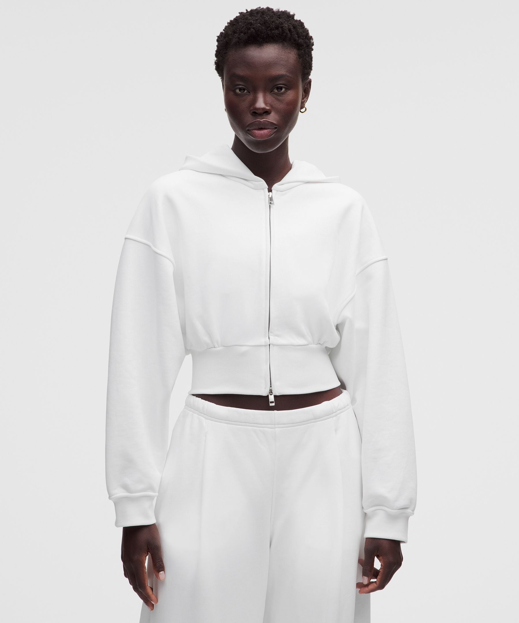 #color_white