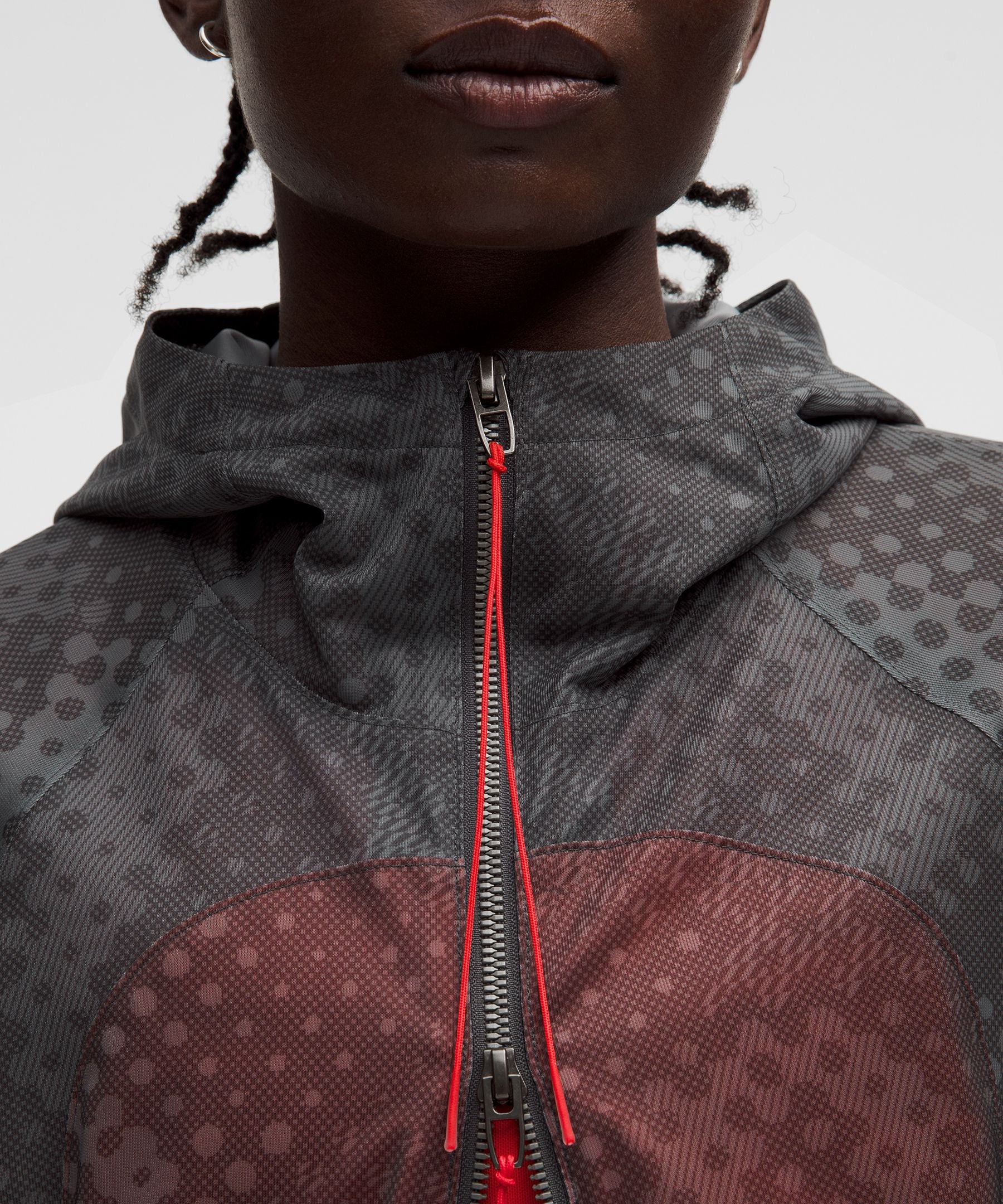 #color_from-afar-graphite-grey-asphalt-grey/love-red