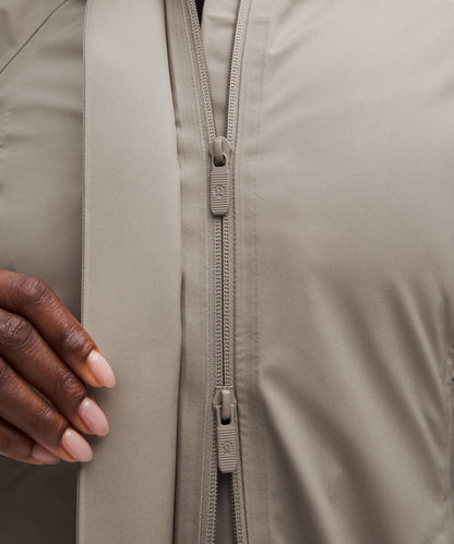 Lululemon Women's Rain Rebel Jacket