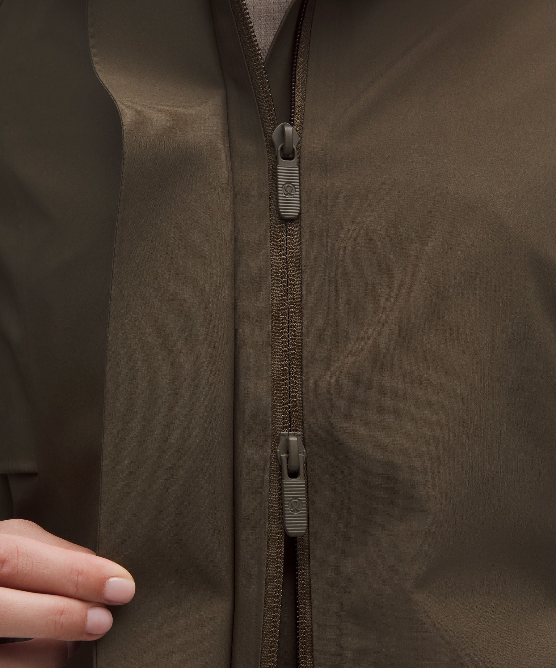 Lululemon Women's Rain Rebel Jacket