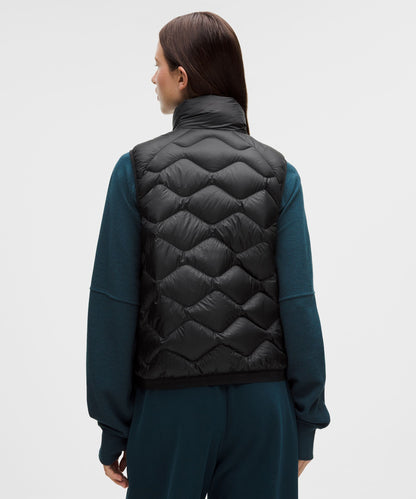 Lululemon Women's Featherweight 900-Down-Fill Quilted Vest