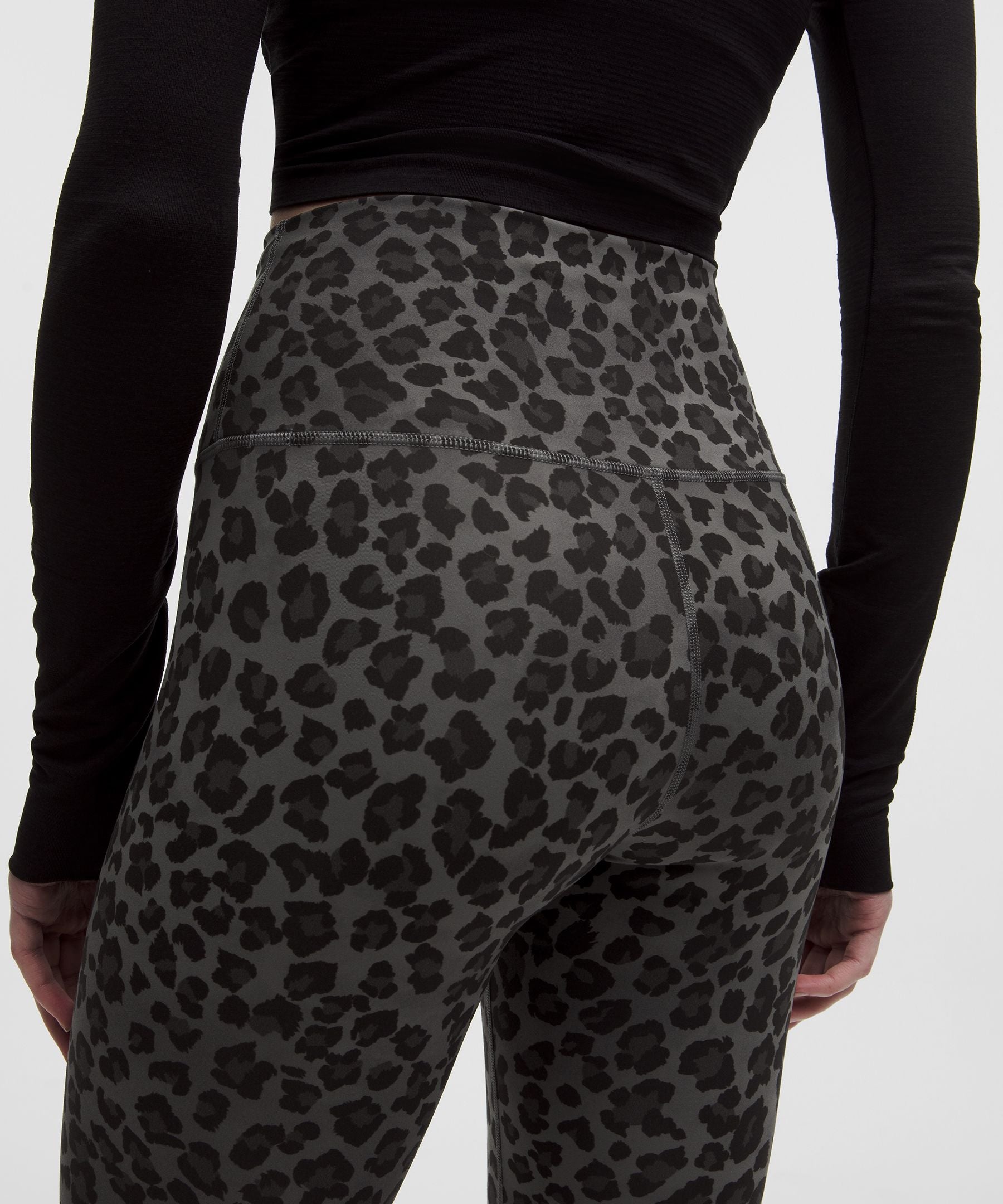 Lululemon Women's Wunder Train High-Rise Tight 28"