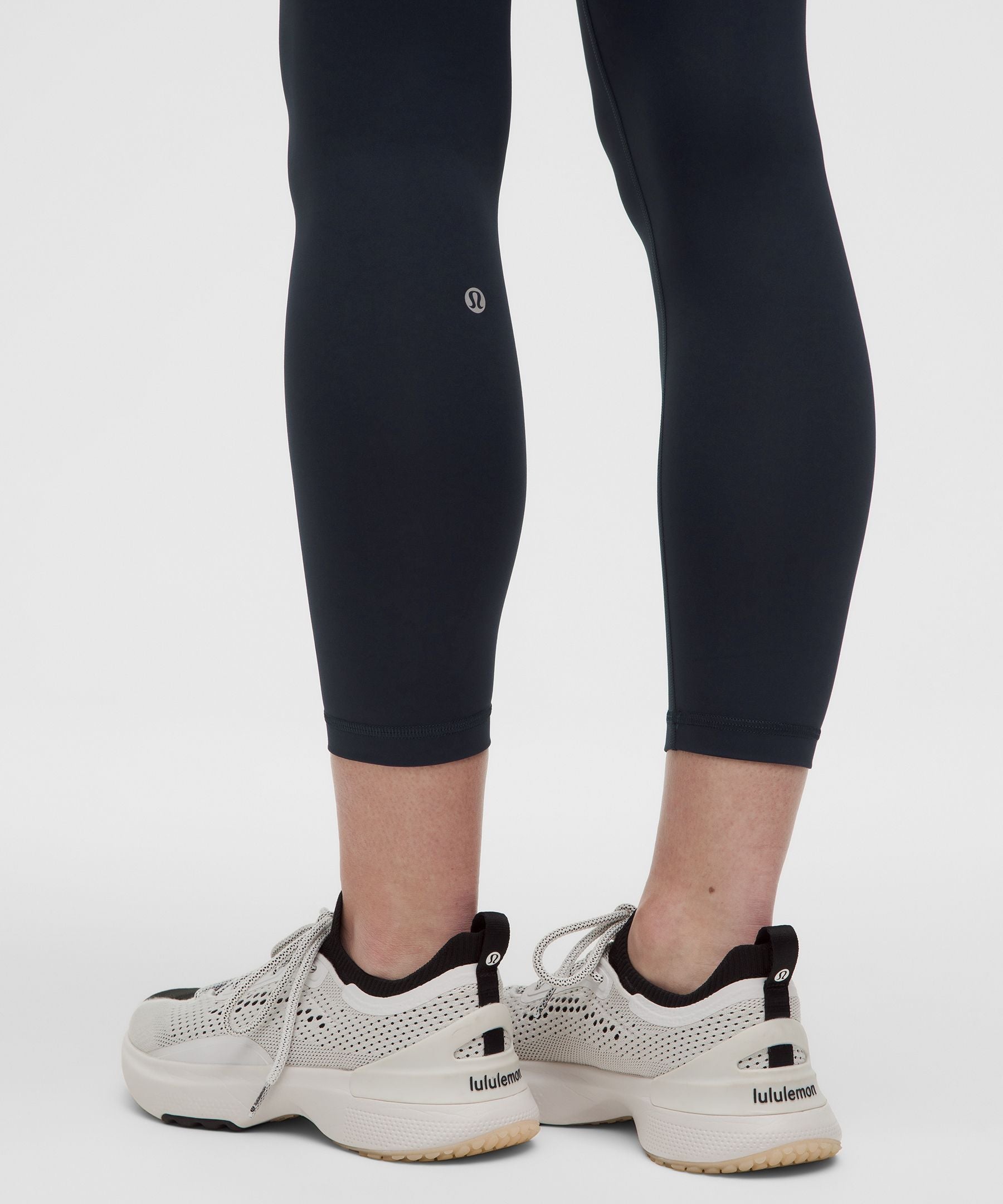 Lululemon Women's Wunder Train High-Rise Tight with Pockets 25"