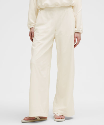 Lululemon Swift Mid-Rise Wide-Leg Pant
