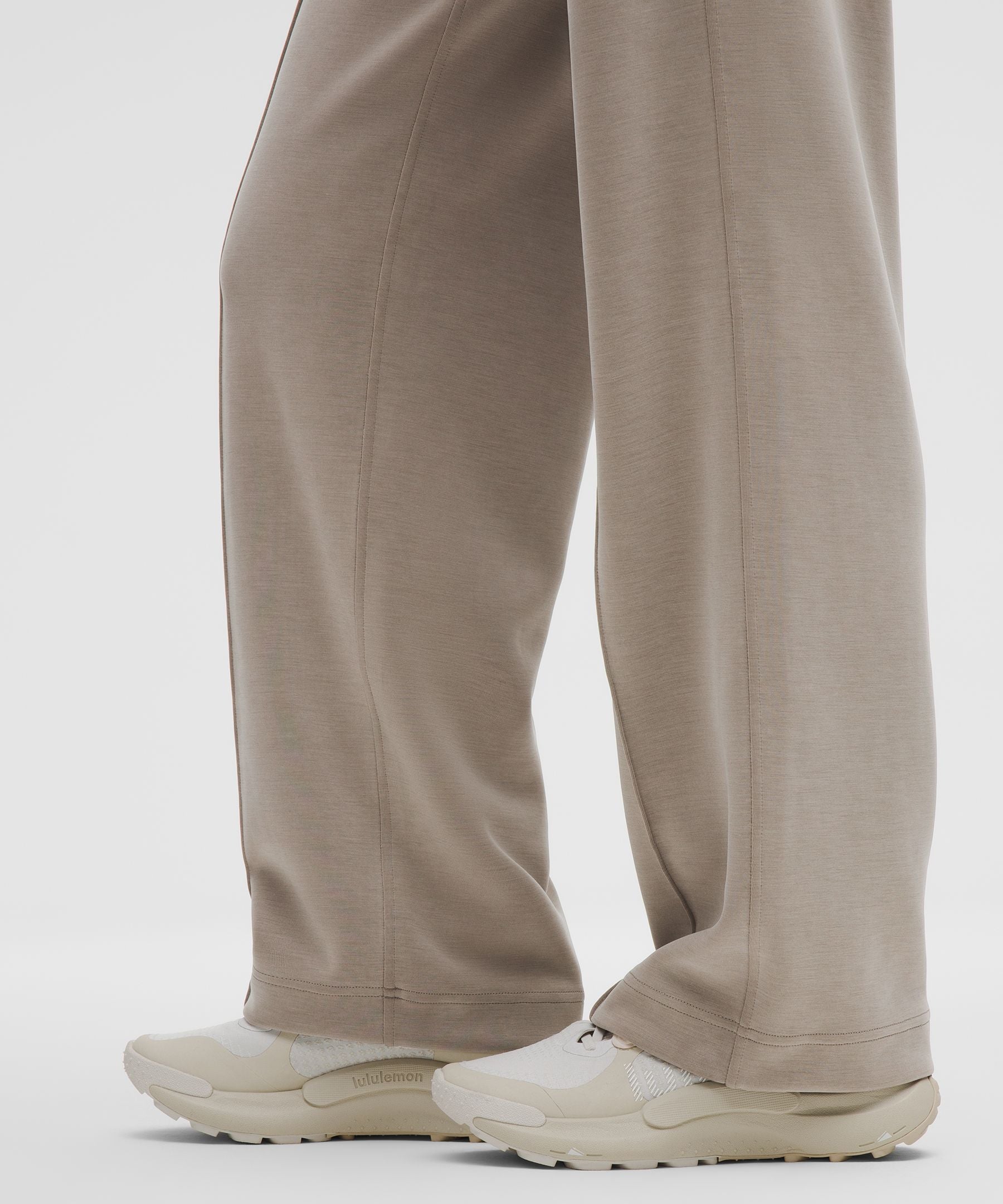 Lululemon Softstreme Pintuck Mid-Rise Pant *Regular