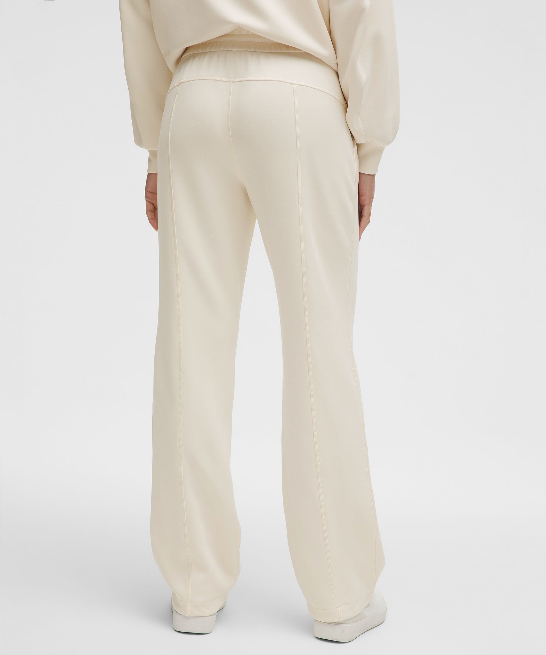 Lululemon Softstreme High-Rise Pant *Short Light Ivory