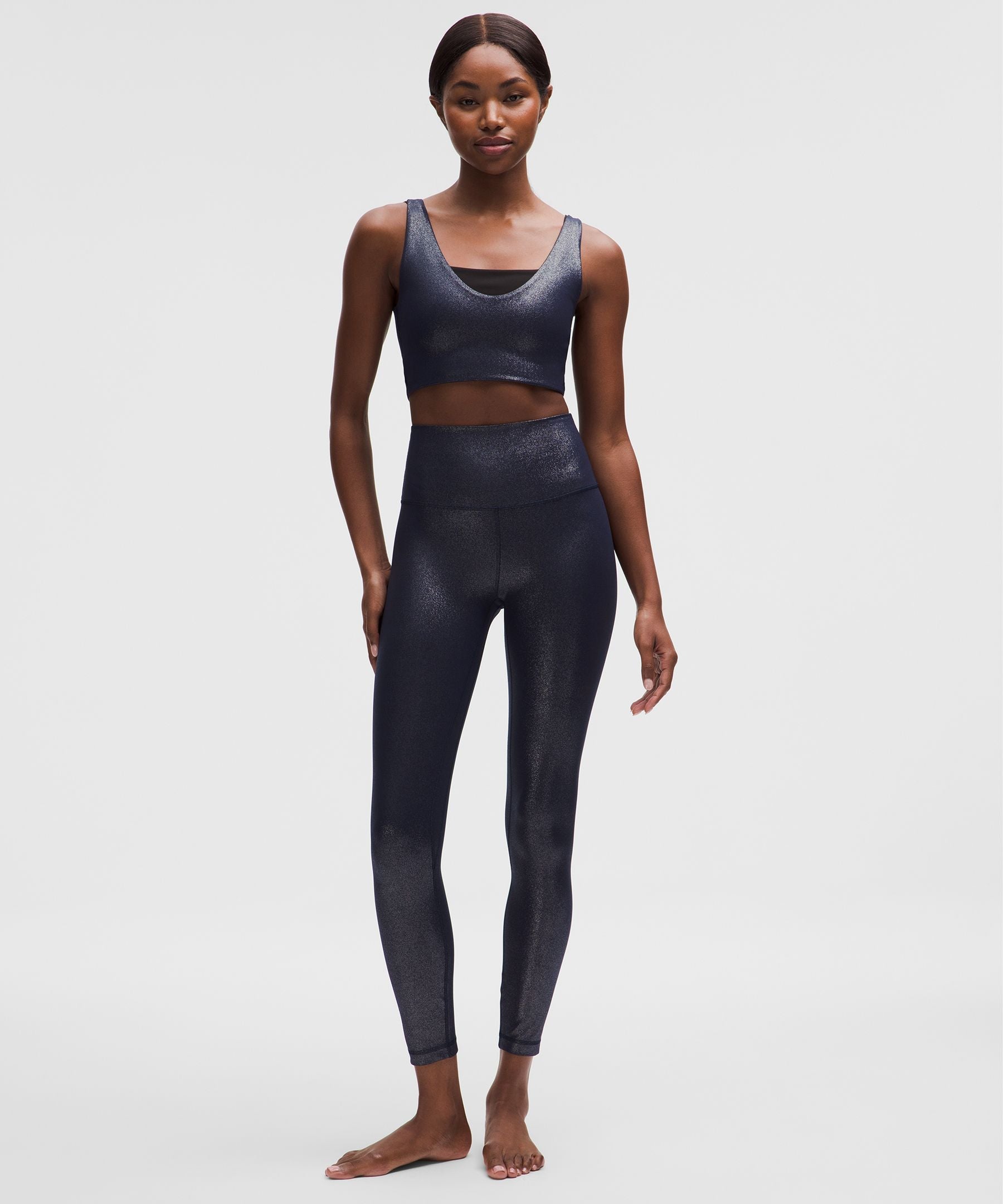 #color_luxe-shine-foil-print-true-navy-silver