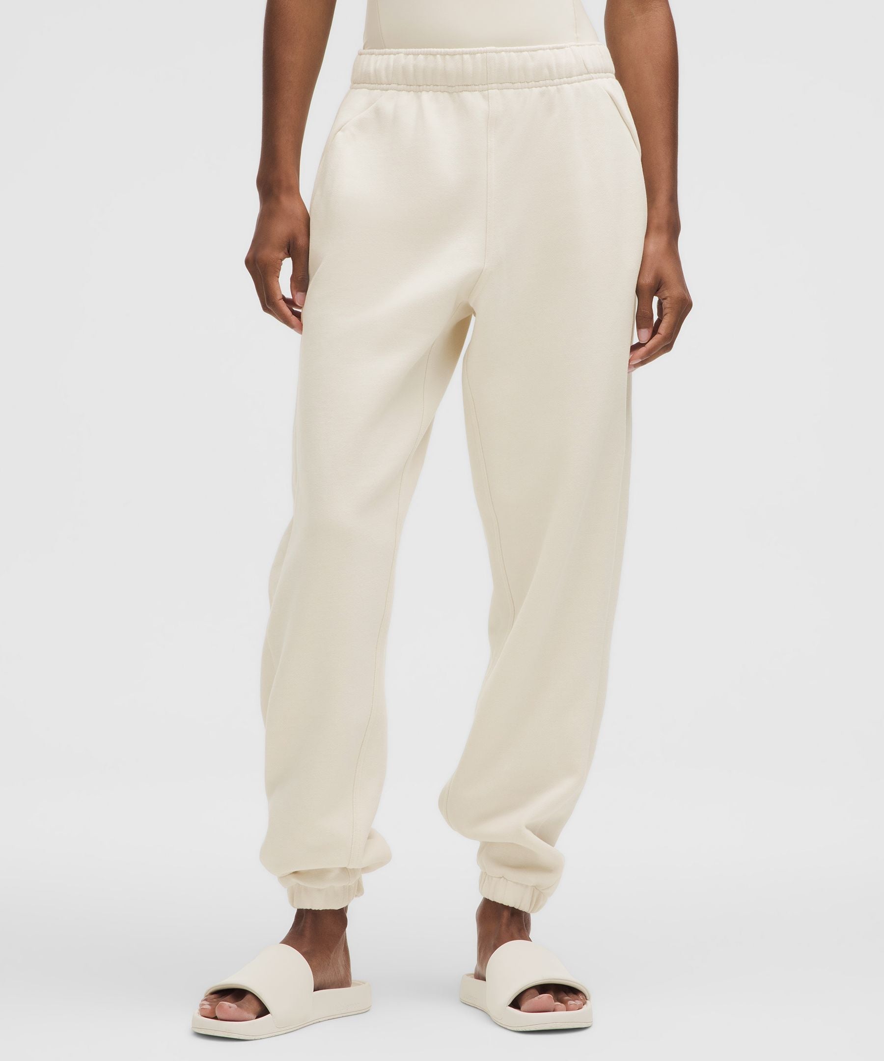 Lululemon Scuba Mid-Rise Oversized Jogger *Regular Light Ivory