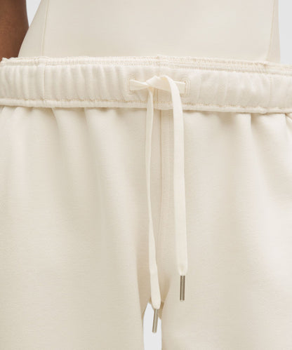 Lululemon Scuba Mid-Rise Oversized Jogger *Regular Light Ivory