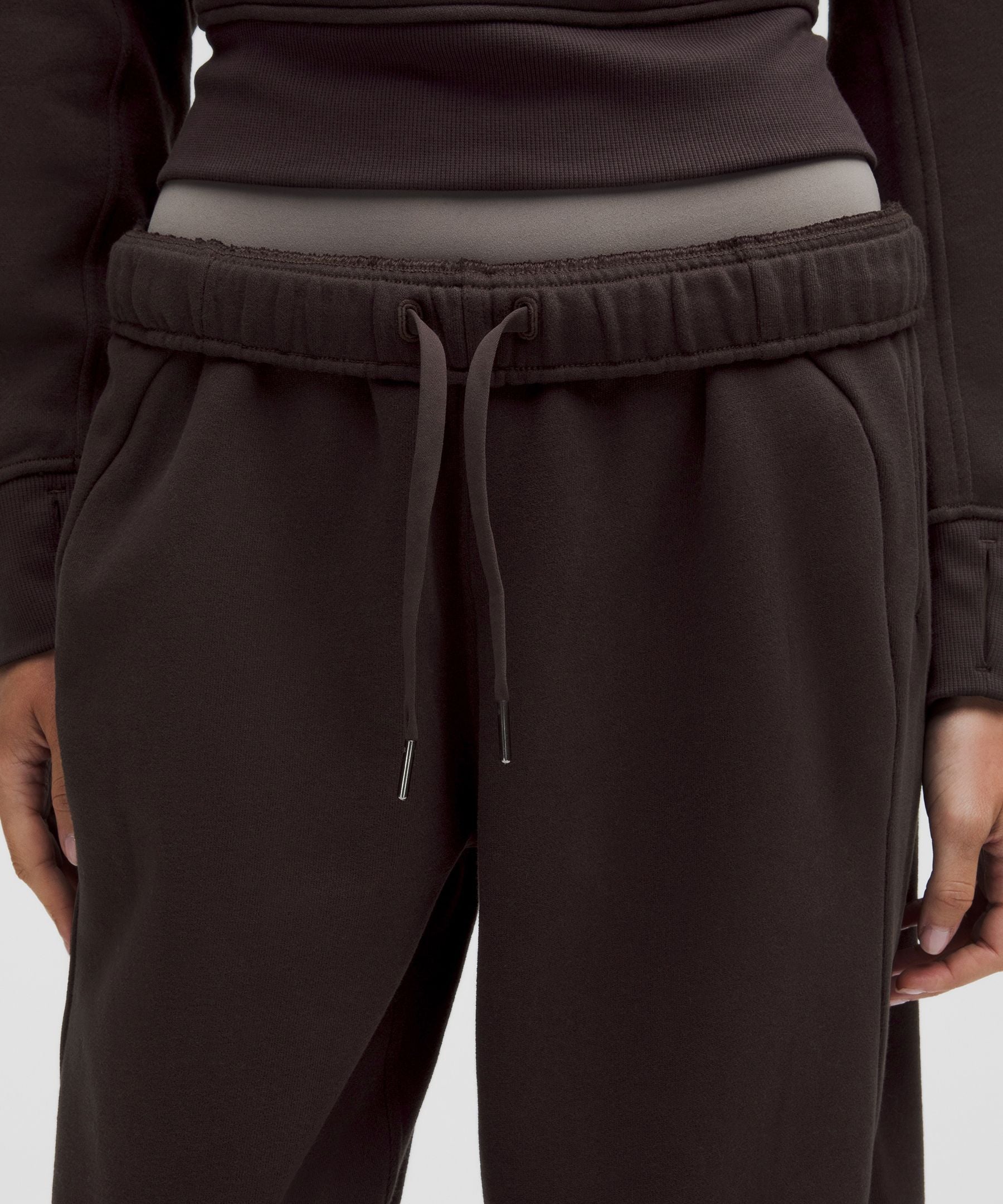 Lululemon Scuba Mid-Rise Oversized Jogger *Regular Sequoia