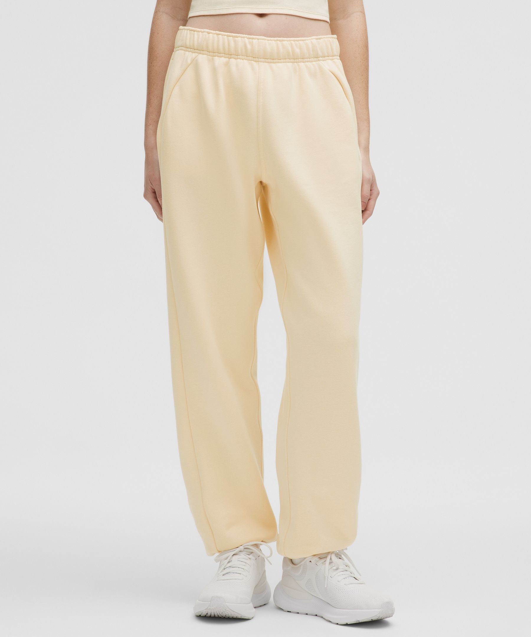 Lululemon Scuba Mid-Rise Oversized Jogger *Regular Butter Cream