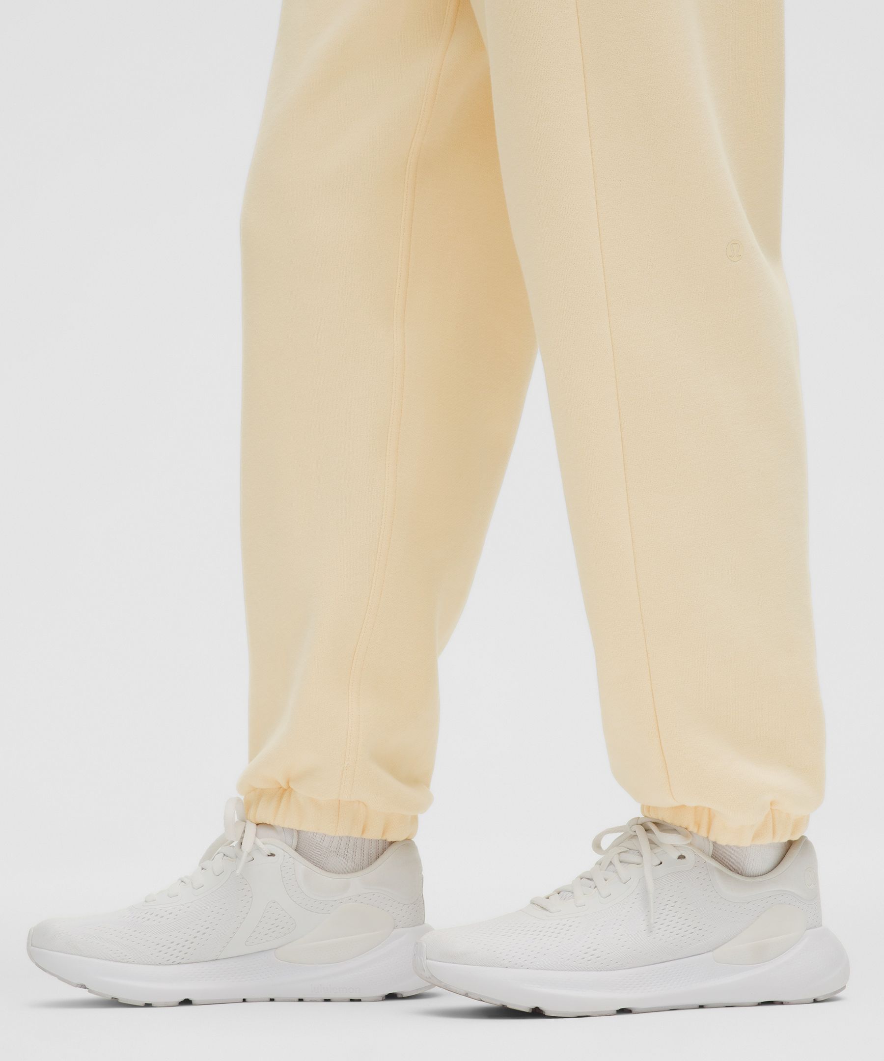 Lululemon Scuba Mid-Rise Oversized Jogger *Regular Butter Cream