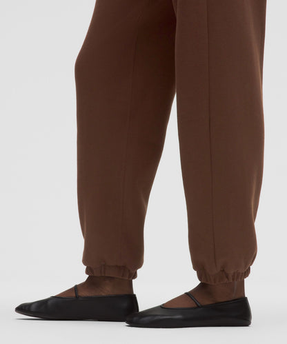 Lululemon Scuba Mid-Rise Oversized Jogger *Regular Lava Cake