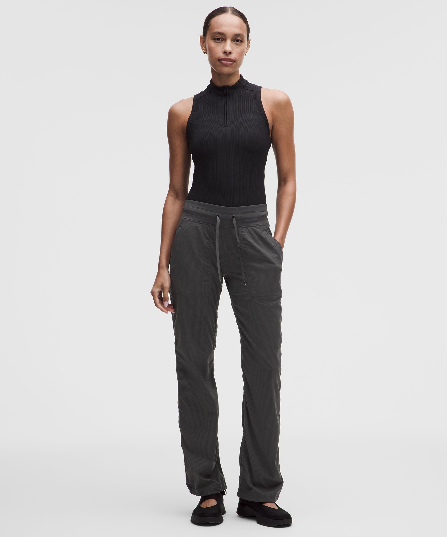 #color_graphite-grey