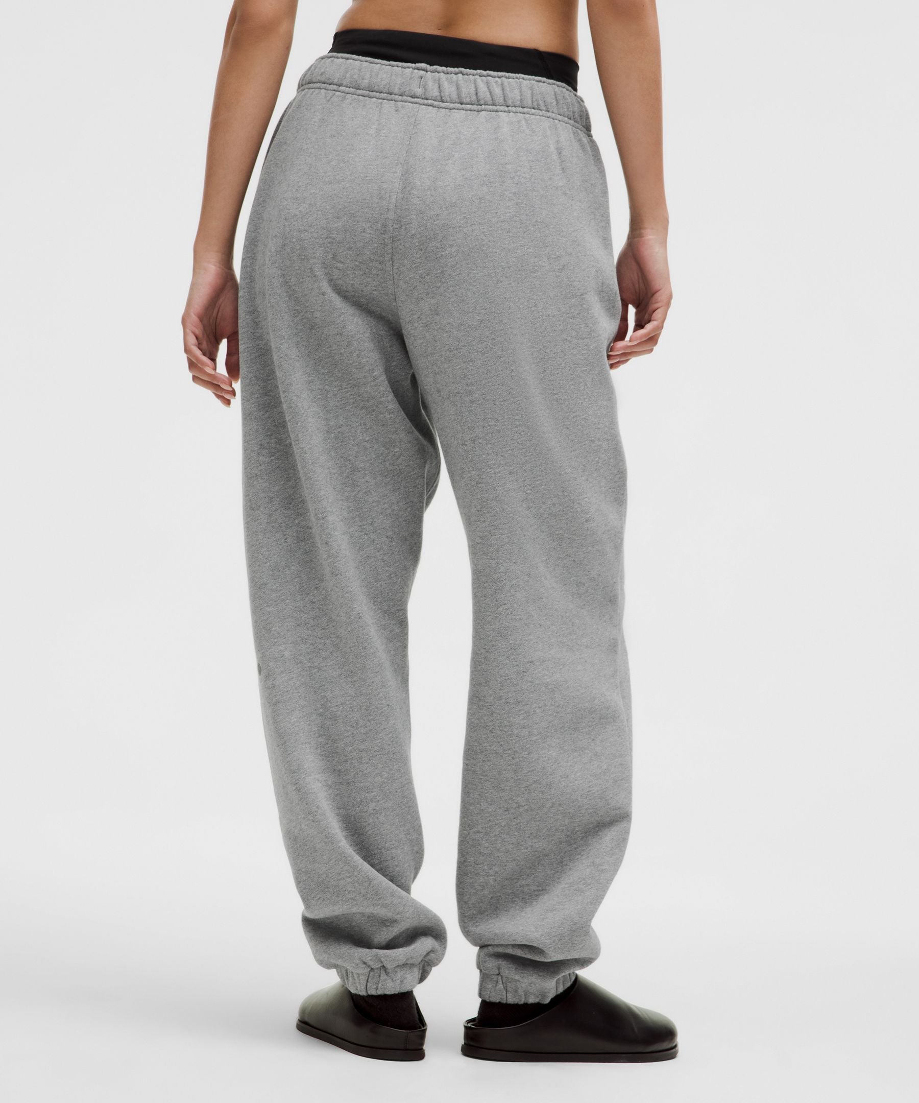#color_heathered-medium-grey