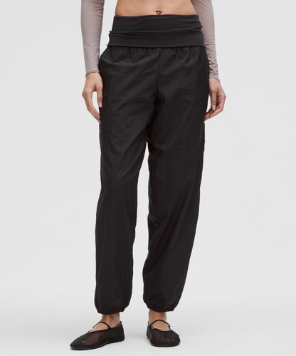 Lululemon Women's Lightweight Foldover-Waist Jogger