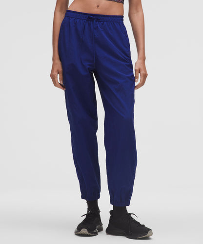 Lululemon Women's License to Train Woven Mid-Rise Jogger