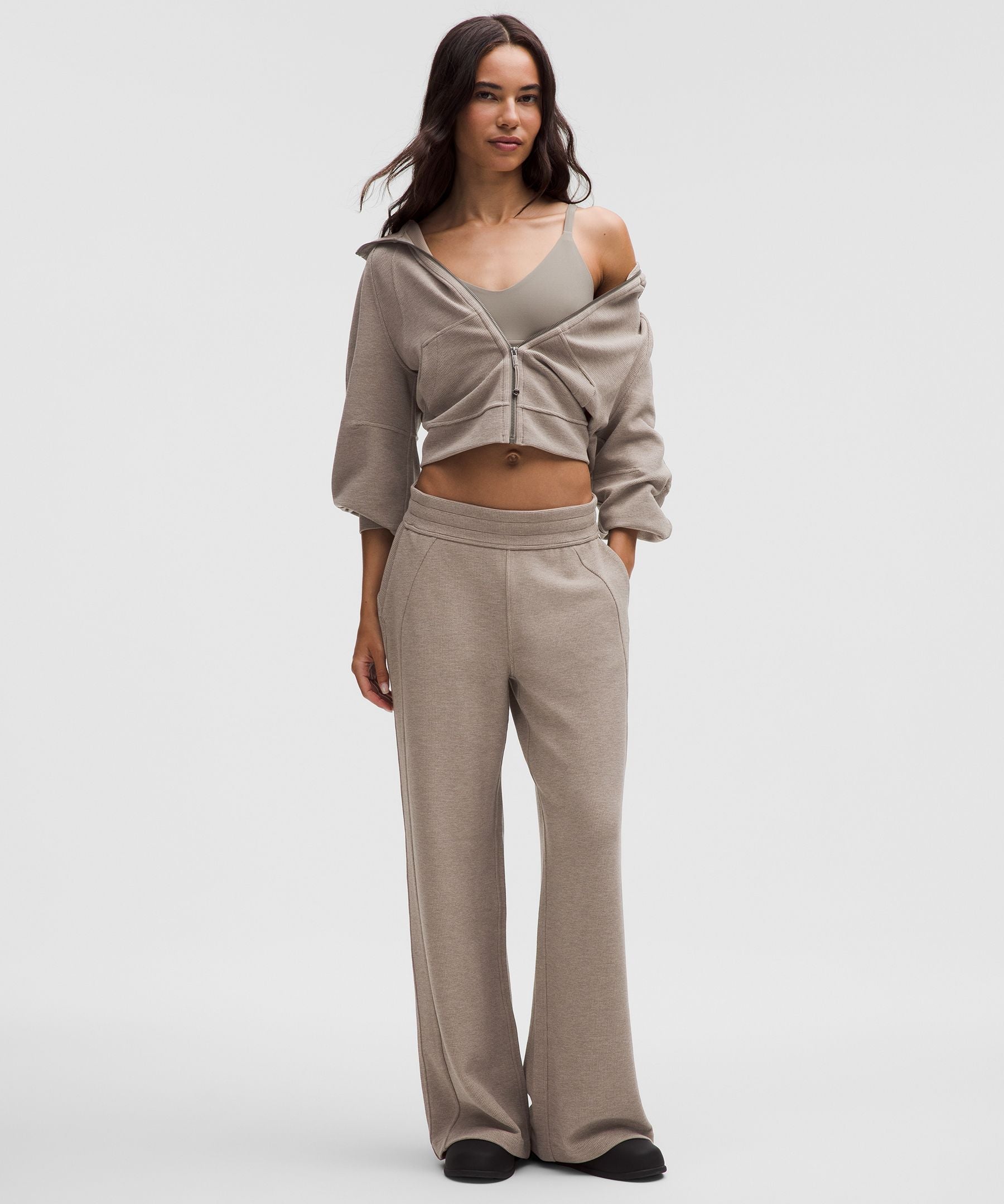 #color_heathered-warm-ash-grey