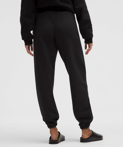 Lululemon Women's Scuba Mid-Rise Oversized Jogger *Regular