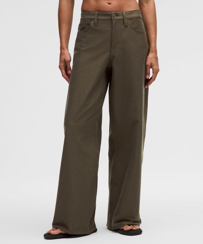 Lululemon Women's EasyFive Low-Rise Classic Wide-Leg Pant *Regular