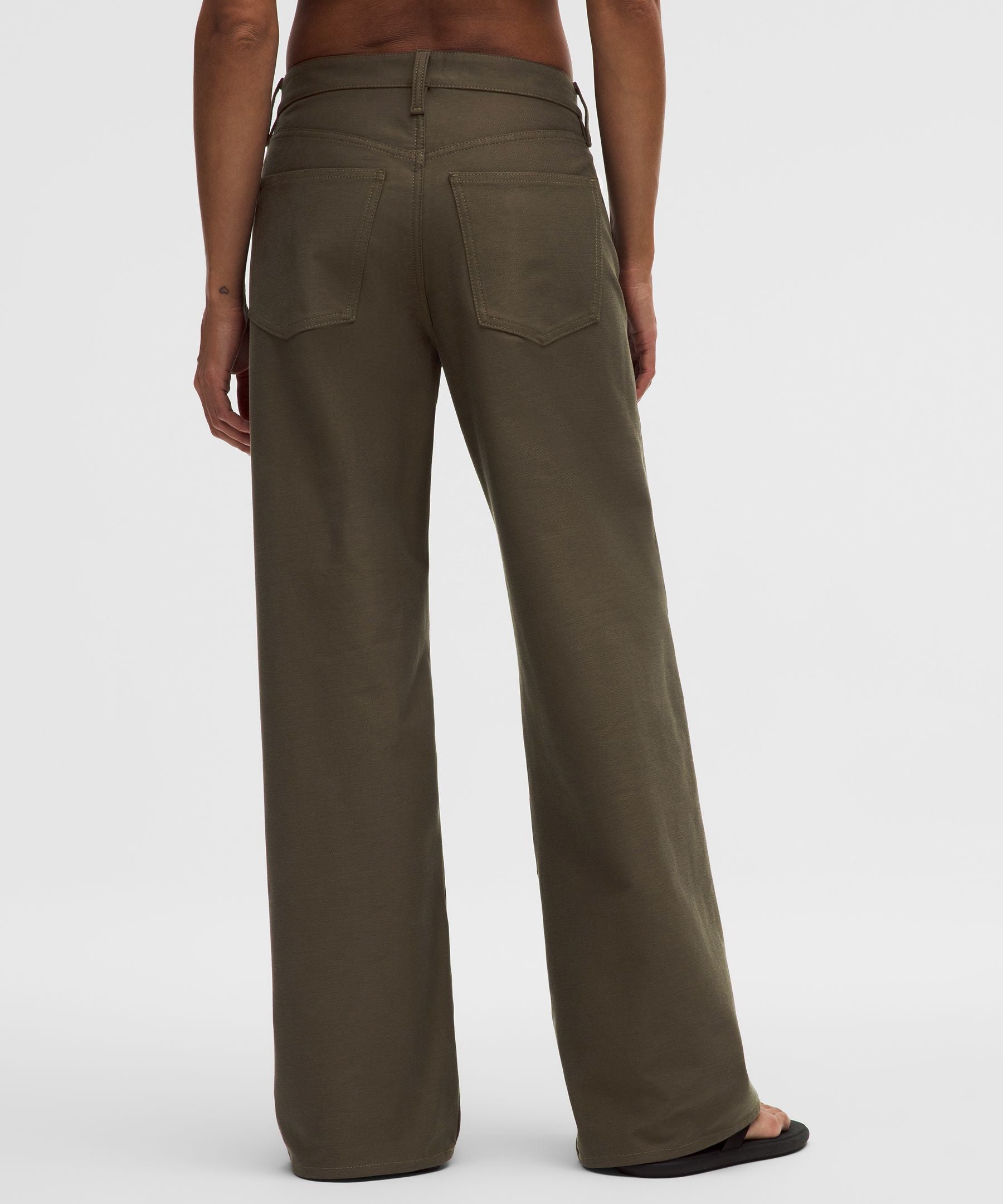 Lululemon Women's EasyFive Low-Rise Classic Wide-Leg Pant *Regular