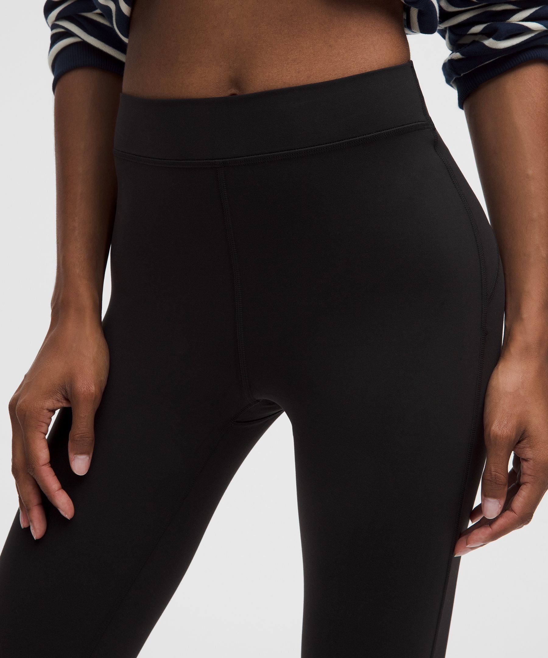 Lululemon Groove High-Rise Notched-Hem Crop 15"