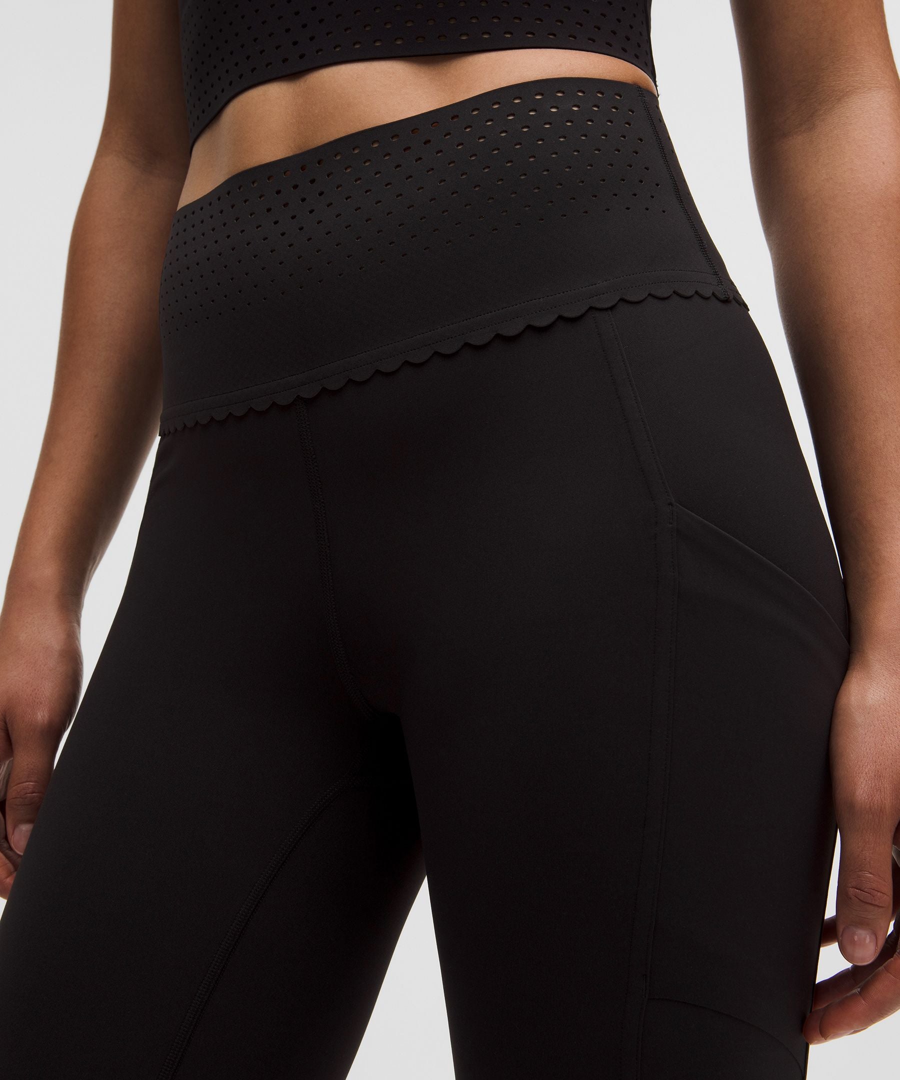 Lululemon Women's Ventilated Tennis Tight 25"