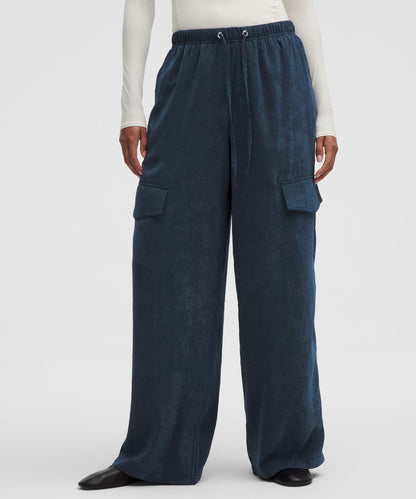 Lululemon Matte Satin Relaxed-Fit Mid-Rise Cargo Pant