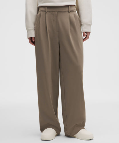 Lululemon Women's Daydrift High-Rise Wide-Leg Trouser *Short