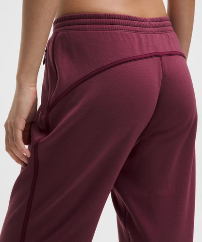 Lululemon Women's Textured Fleece High-Rise Jogger